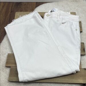 Judy Blue White Leg Crop White Jeans